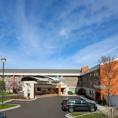 Holiday Inn Express Milwaukee - West Medical Center By Ihg
